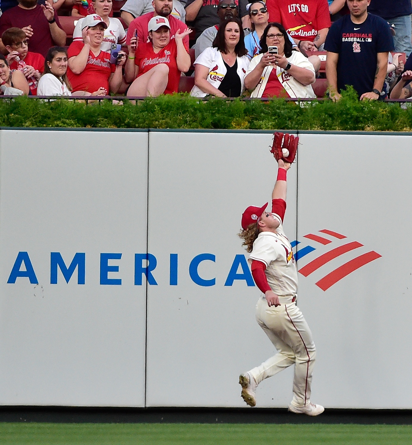 St. Louis Cardinals set new MLB record with five Gold Glove Award