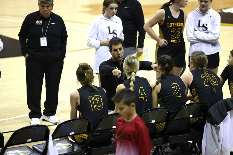 Friday Fast Break – High School Sports Caravan – January 6, 2023