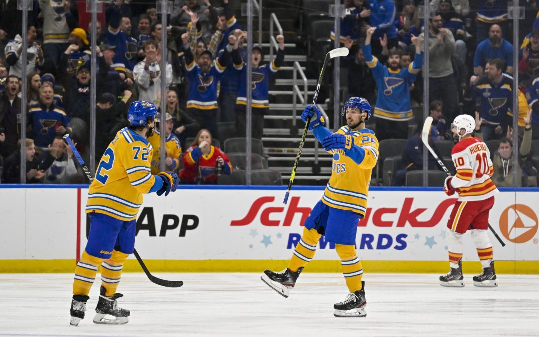Bernie: The Bandwagon Is Loading Up and Rolling. And Only the Blues Can Wreck It Up.