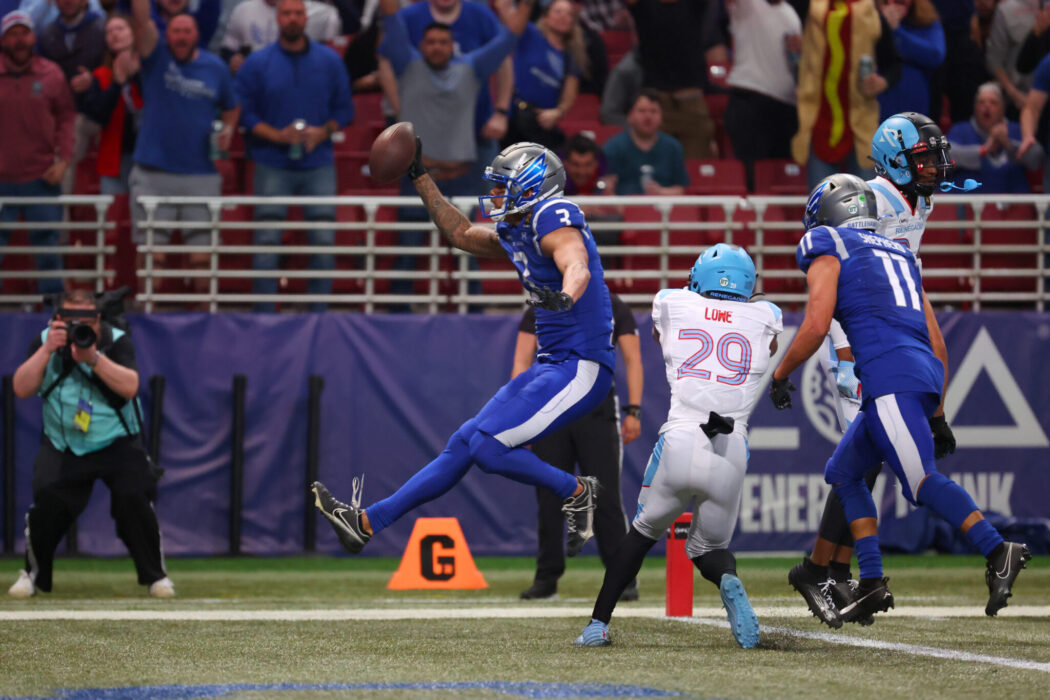 Record crowd watches Battlehawks knockout Arlington in Week 2